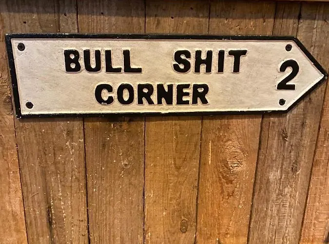 Semesterbostad Nellie's *